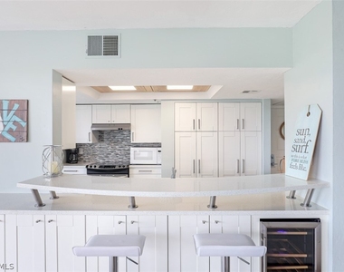 5501 Heron Point Drive - Photo Thumbnail 9
