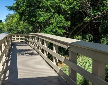5501 Heron Point Drive - Photo Thumbnail 21