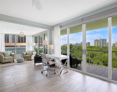 5501 Heron Point Drive - Photo Thumbnail 10