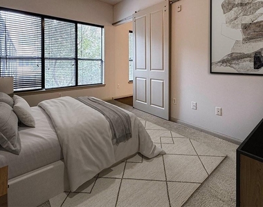 306 Mcgowen Street - Photo Thumbnail 2