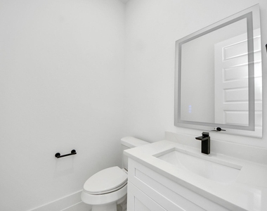 3310 Hardy Street - Photo Thumbnail 10