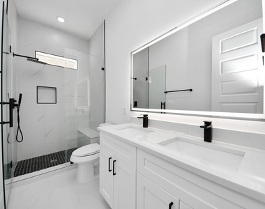 3310 Hardy Street - Photo Thumbnail 21