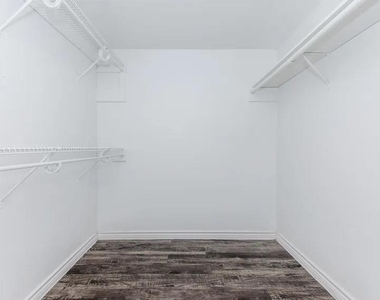 4400 Memorial Drive - Photo Thumbnail 8