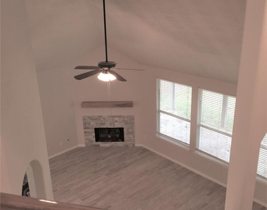 2214 Valley View Crossing - Photo Thumbnail 13