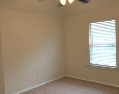 2214 Valley View Crossing - Photo Thumbnail 17