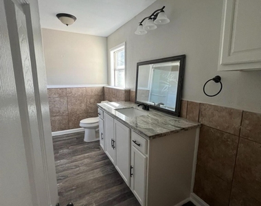 1013 W Spanish Camp Road - Photo Thumbnail 4