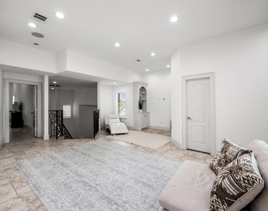 1210 Parkerhaven Court - Photo Thumbnail 25