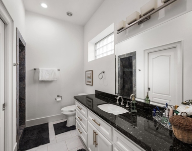 1210 Parkerhaven Court - Photo Thumbnail 23