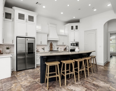 1210 Parkerhaven Court - Photo Thumbnail 11