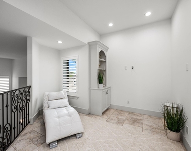 1210 Parkerhaven Court - Photo Thumbnail 26
