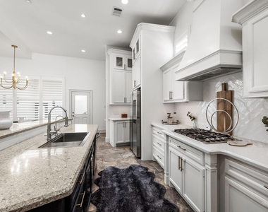1210 Parkerhaven Court - Photo Thumbnail 13