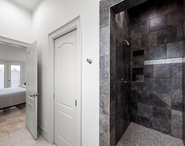 1210 Parkerhaven Court - Photo Thumbnail 24