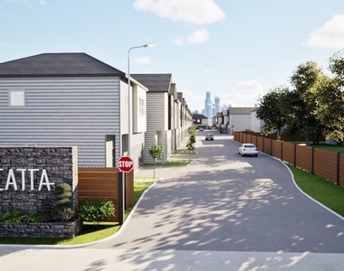 704 Savonna - Photo Thumbnail 25