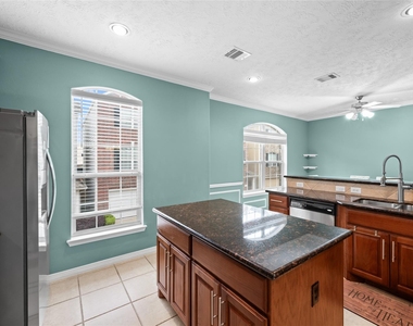 3410 Skyline Village Drive - Photo Thumbnail 22