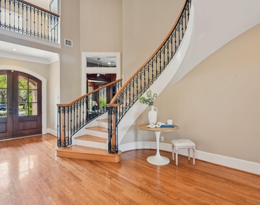 2 Wilmington Court - Photo Thumbnail 3
