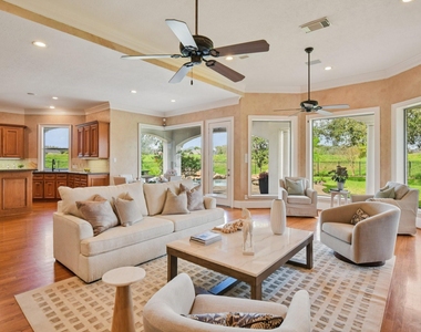 2 Wilmington Court - Photo Thumbnail 17