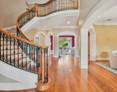 2 Wilmington Court - Photo Thumbnail 2