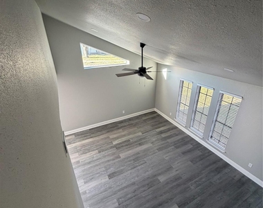12230 Kleinmeadow Drive - Photo Thumbnail 17