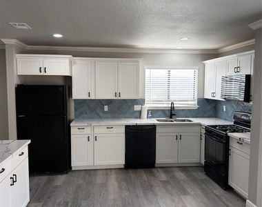 12230 Kleinmeadow Drive - Photo Thumbnail 21