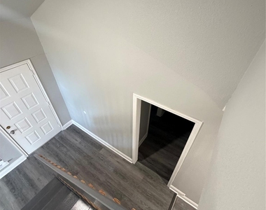12230 Kleinmeadow Drive - Photo Thumbnail 6