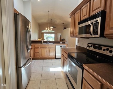 5324 Tay Court - Photo Thumbnail 9