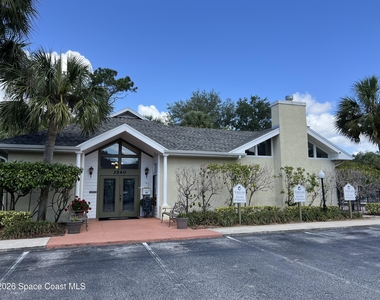 3555 Sable Palm Lane - Photo Thumbnail 4
