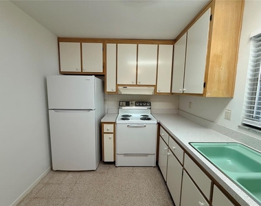 135 W Minnesota Avenue - Photo Thumbnail 13
