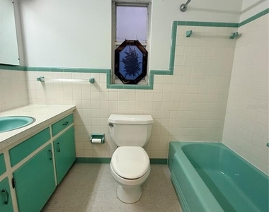 135 W Minnesota Avenue - Photo Thumbnail 19