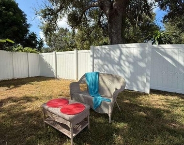 2021 Valley Drive - Photo Thumbnail 63