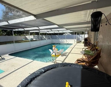 2021 Valley Drive - Photo Thumbnail 56