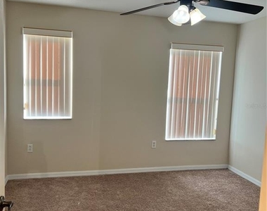 8112 Silent Creek Drive - Photo Thumbnail 11