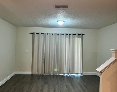 8112 Silent Creek Drive - Photo Thumbnail 3