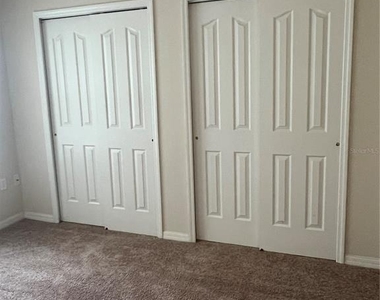 8112 Silent Creek Drive - Photo Thumbnail 7