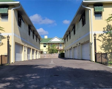 1112 Islamorada Lane - Photo Thumbnail 15