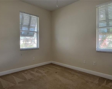 1112 Islamorada Lane - Photo Thumbnail 7