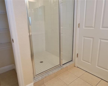 1112 Islamorada Lane - Photo Thumbnail 11