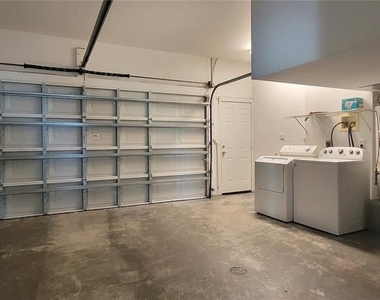1112 Islamorada Lane - Photo Thumbnail 13