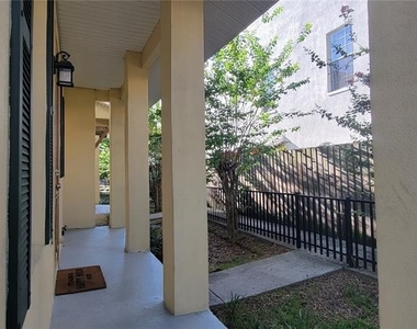 1112 Islamorada Lane - Photo Thumbnail 14