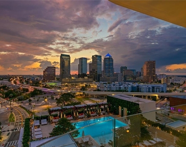 1000 Water Street - Photo Thumbnail 44