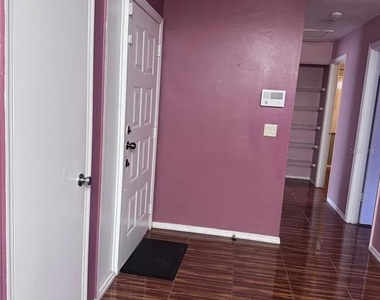 138 Pinewood Circle - Photo Thumbnail 1