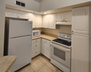 5737 Gatlin Avenue - Photo Thumbnail 9