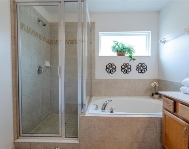 446 Orange Cosmos Boulevard - Photo Thumbnail 42