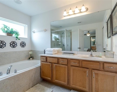 446 Orange Cosmos Boulevard - Photo Thumbnail 41