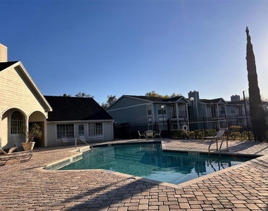 2550 N Alafaya Trail - Photo Thumbnail 19