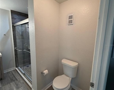 7250 Westpointe Boulevard - Photo Thumbnail 6