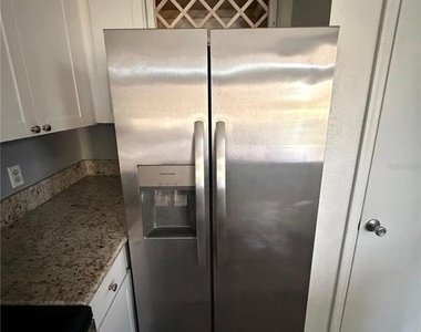 7250 Westpointe Boulevard - Photo Thumbnail 10