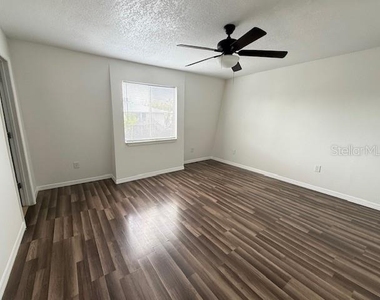1948 S Conway Road - Photo Thumbnail 4