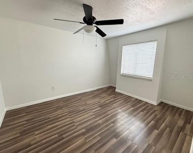 1948 S Conway Road - Photo Thumbnail 8