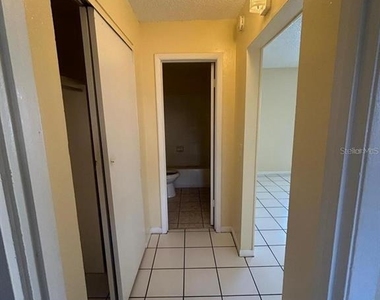 1627 W Oak Ridge Road - Photo Thumbnail 9