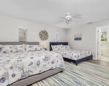2705 Sw 11th Place - Photo Thumbnail 11
